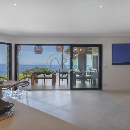 Aussergewoehnliche Am Cap Benat By Interhome Feriehus