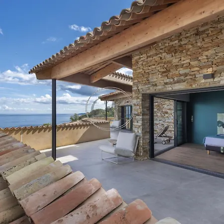 Feriehus Aussergewoehnliche Am Cap Benat By Interhome Bormes-les-Mimosas